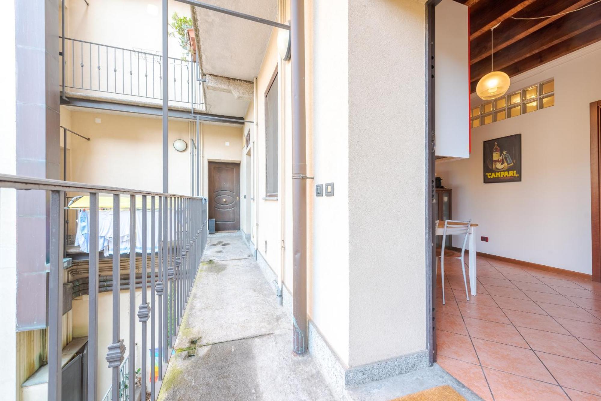 Appartamento Guest Planet - Rosso - Navigli Area *