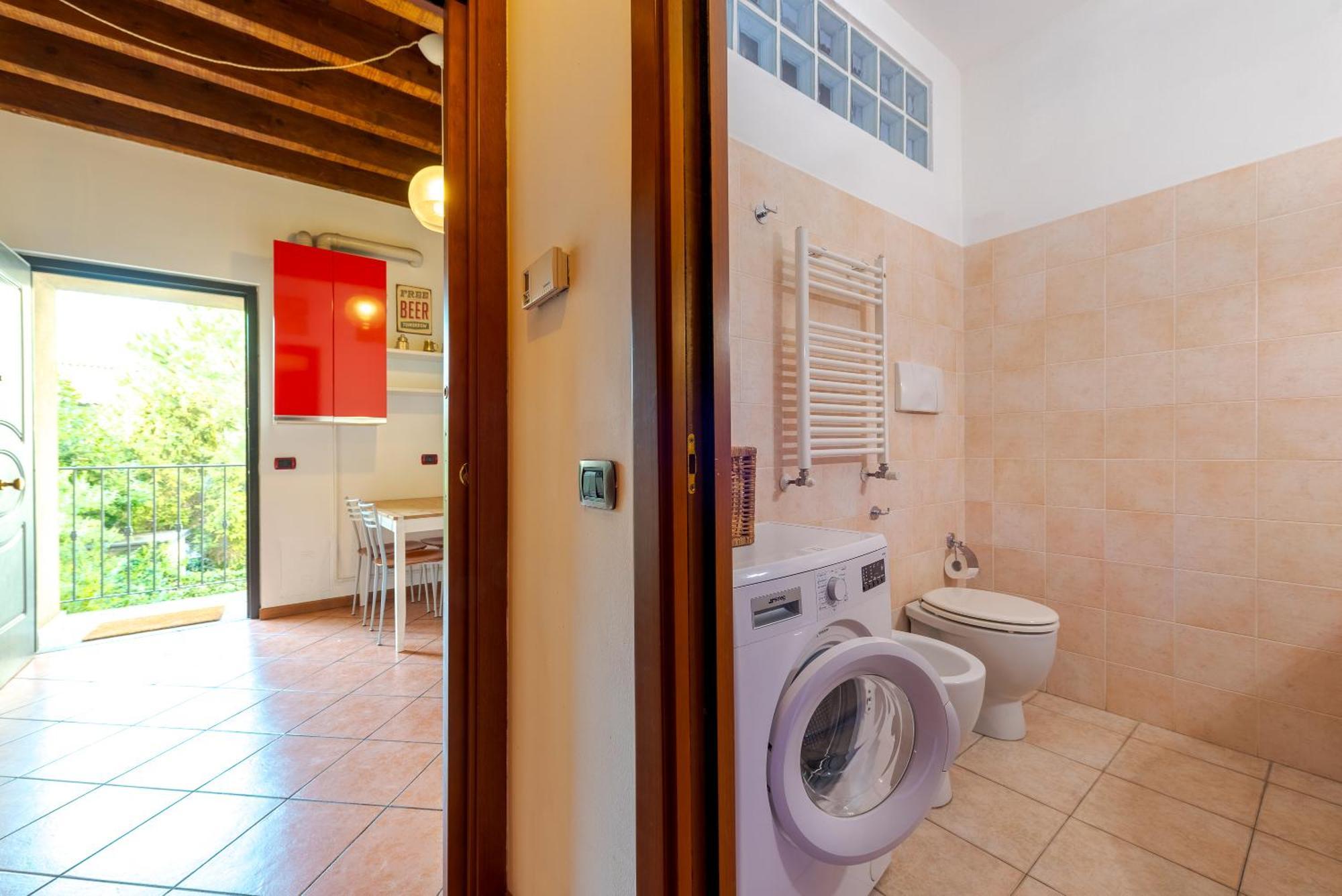 Appartamento Guest Planet - Rosso - Navigli Area *